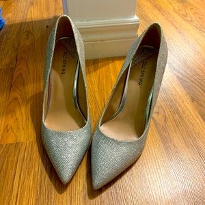 Silver sparkle high heals